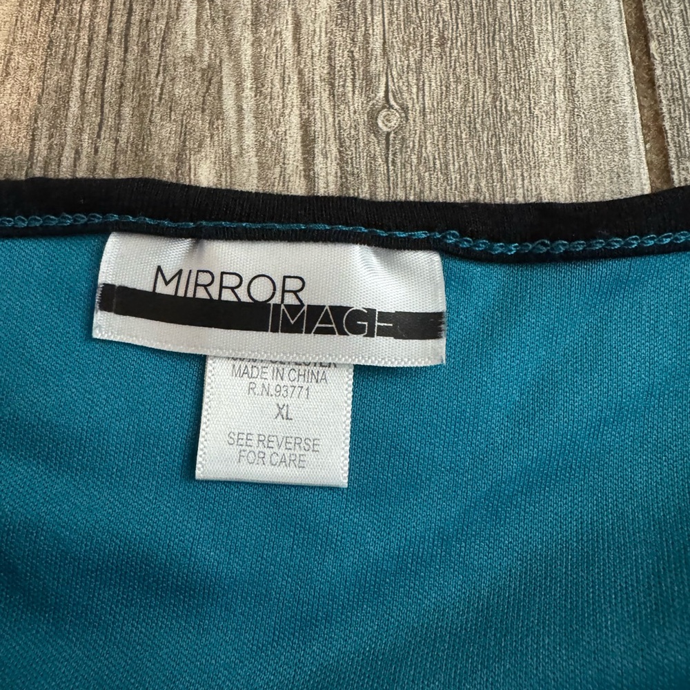 Vibrant Teal and Multicolor Long Sleeve Women's Top - Picture 6 of 9